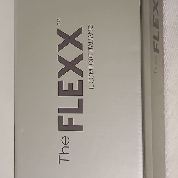 THE FLEXX Bon Bon Flats Leather Size 9M - Picture 8 of 9